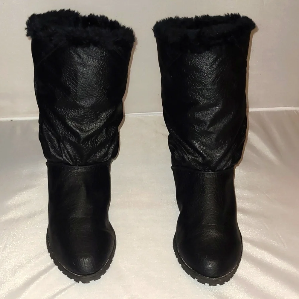Cold Remedy Snow Boots Ankle Booties Lug Sole Lined Vintage sz 10 Black